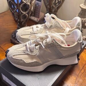 Women's NB 327 Beige and Green Sneakers- FIRM PRICE